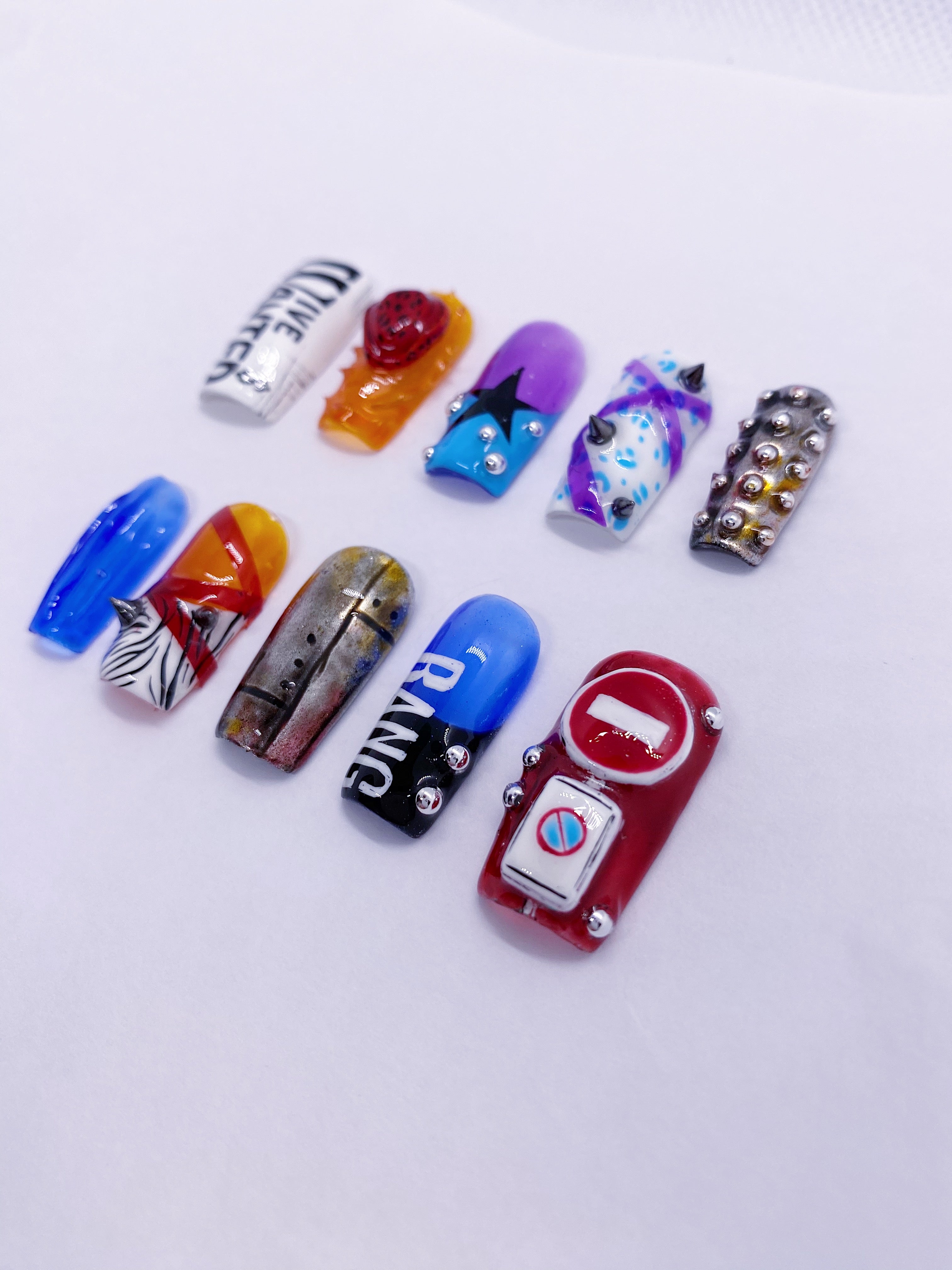 IVE Bang Bang press on nails