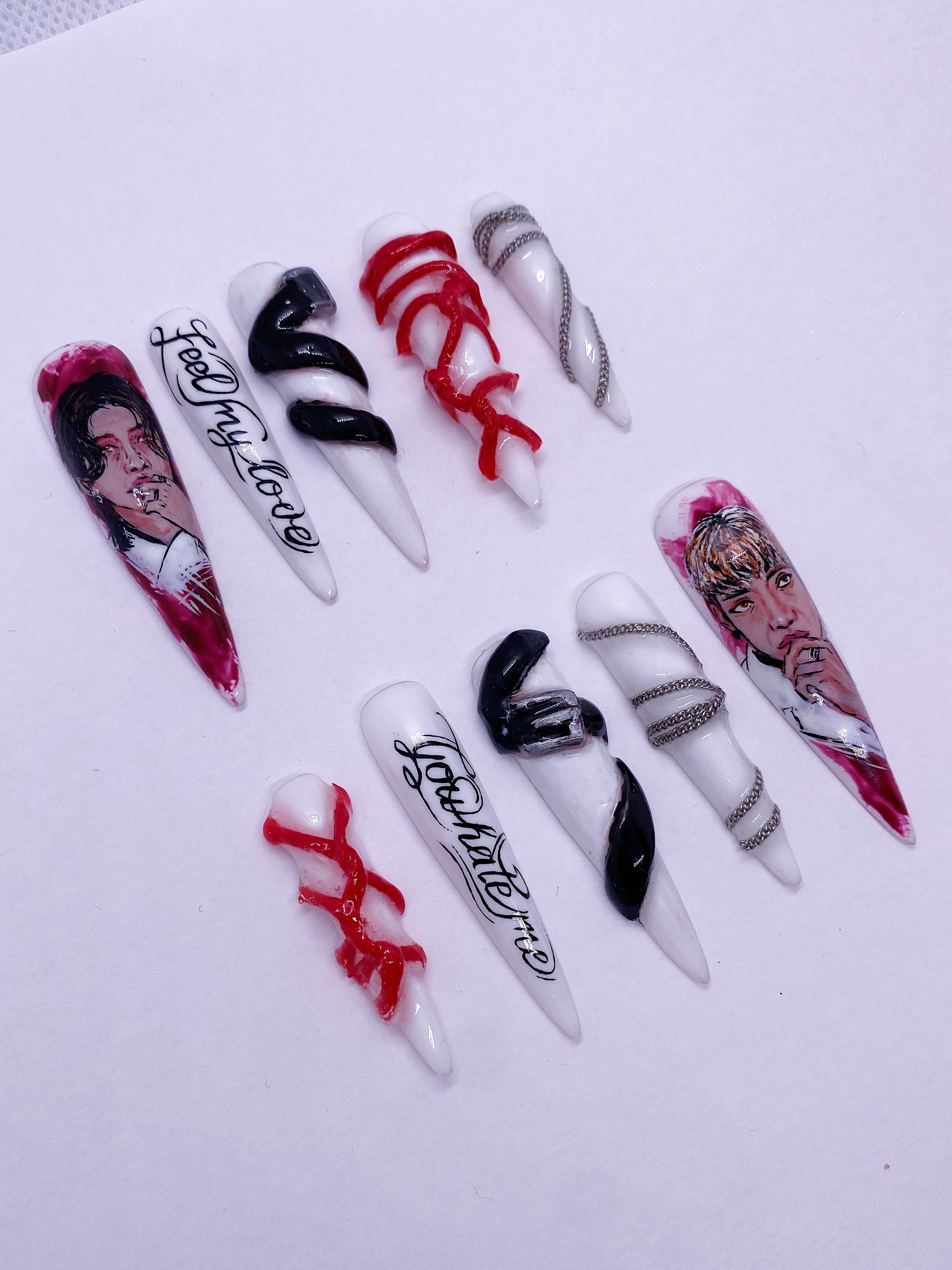 SKZ Red Light press on nails