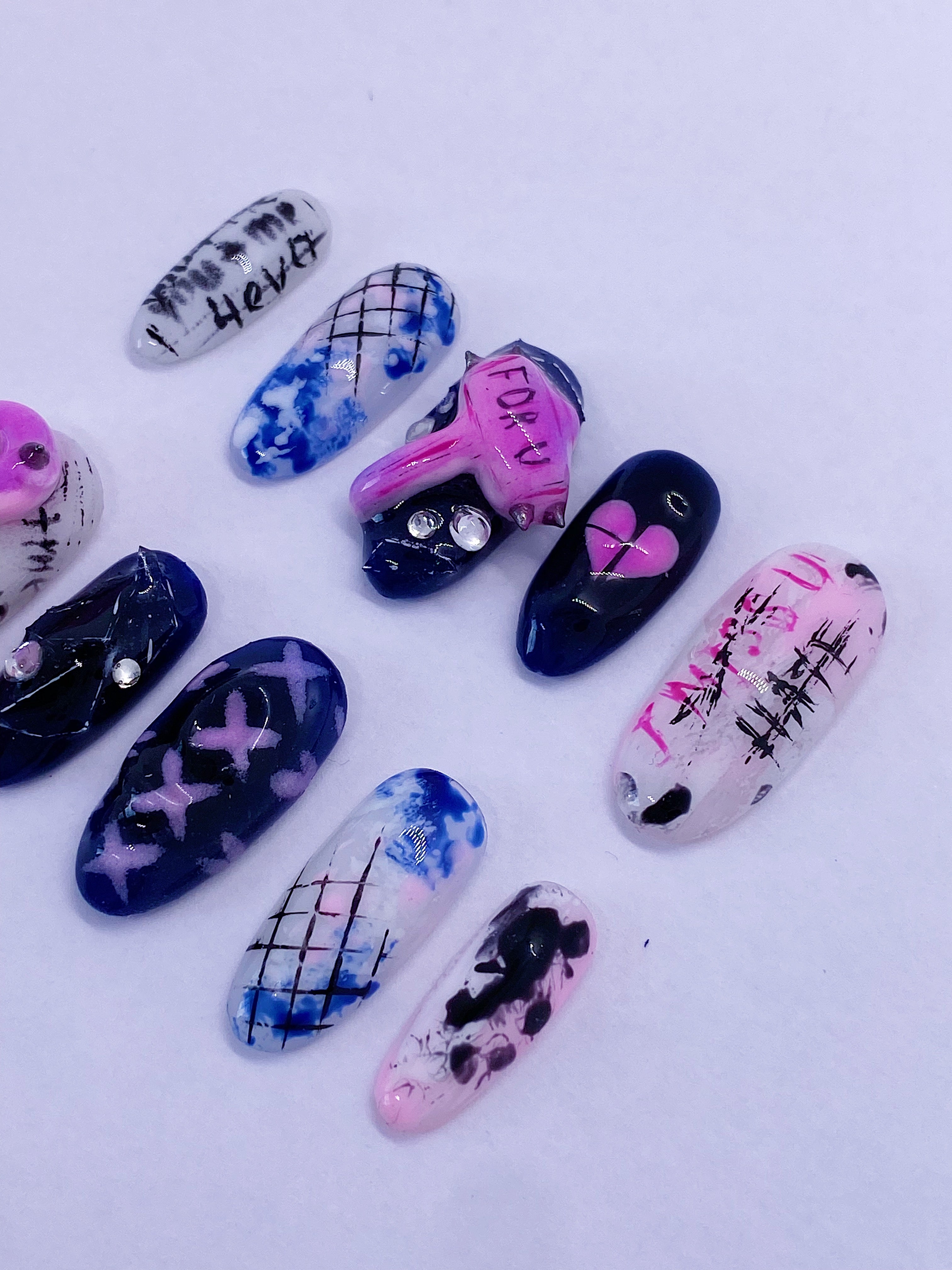 Blackpink Lovesick Girls press on nails