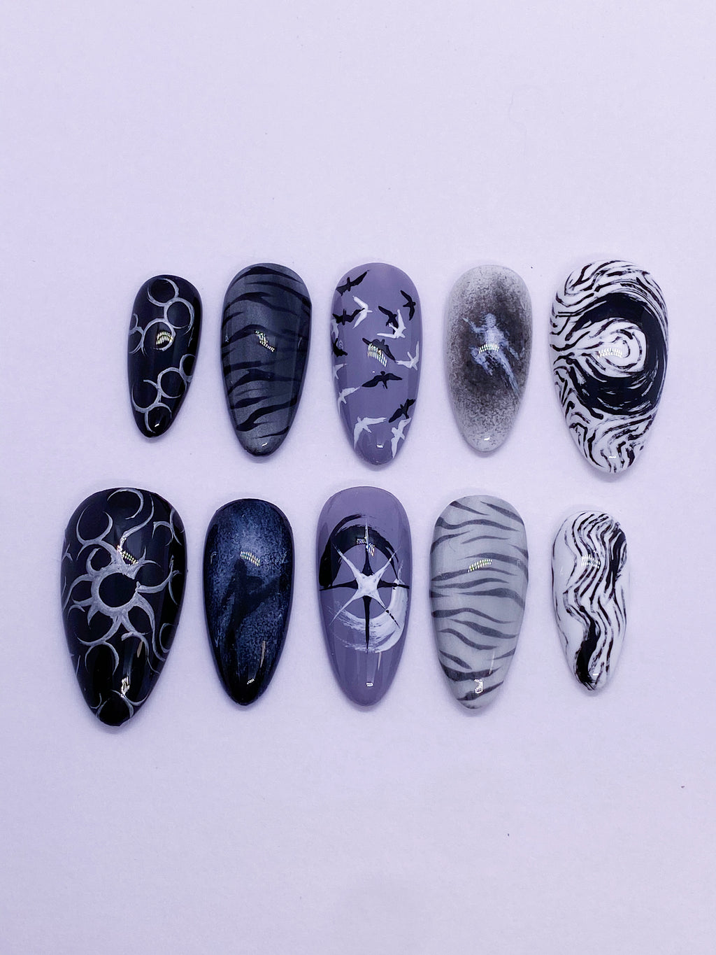 SKZ Run It press on nails