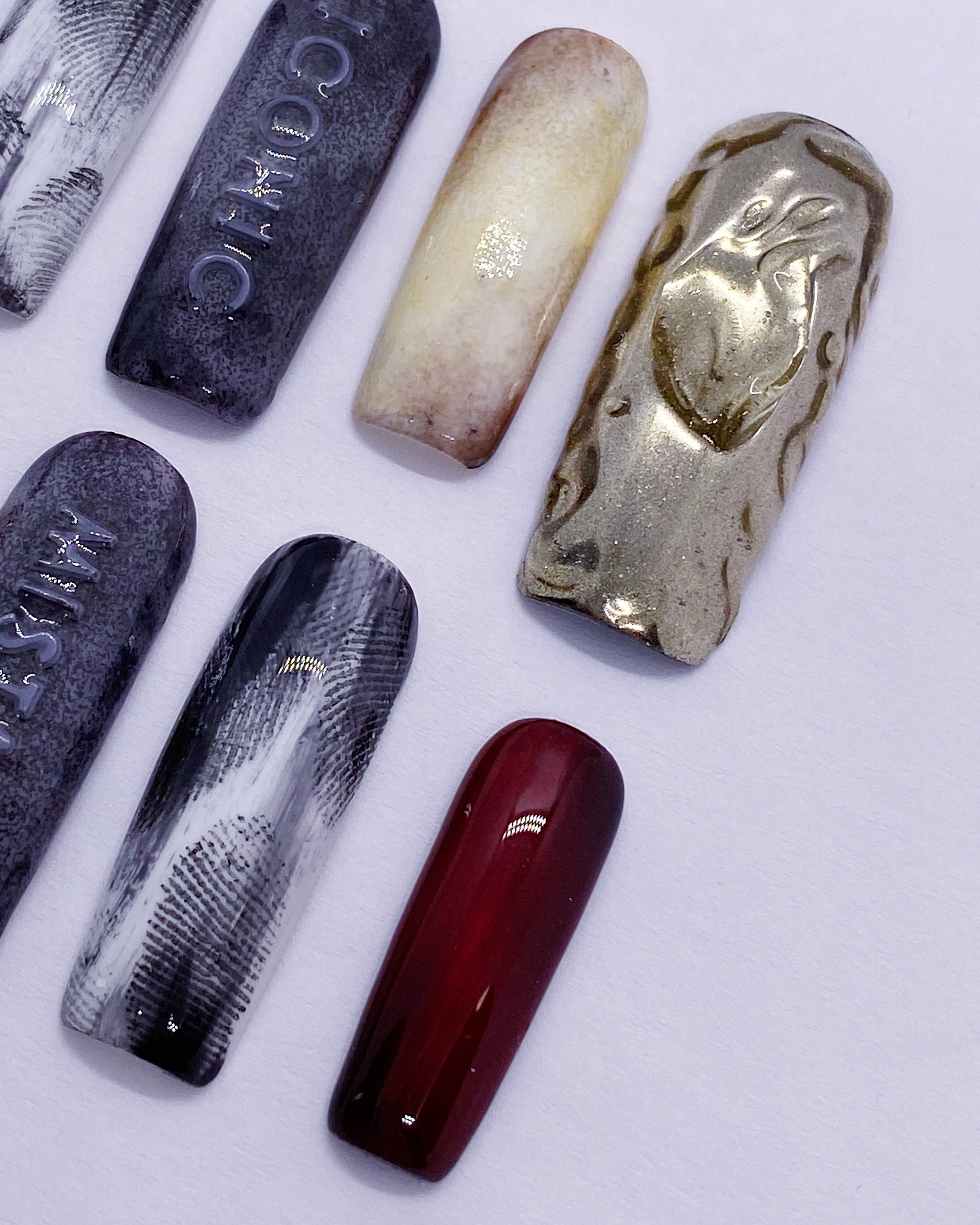 ICONIC BY MISTAKE press on nails (KATSEYE, LE SSERAFIM, ILLIT)