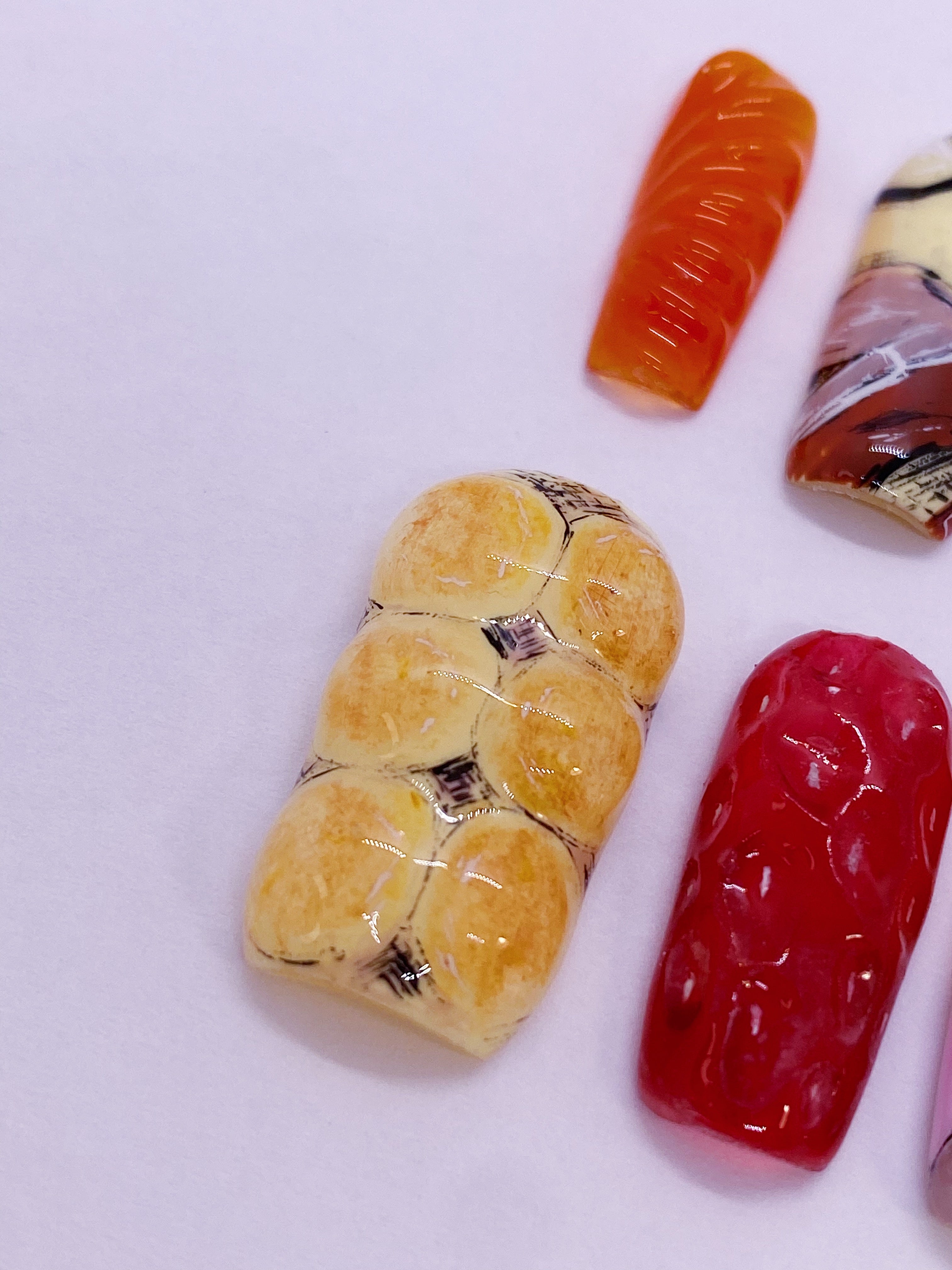 SKZ Baby-bread press on nails