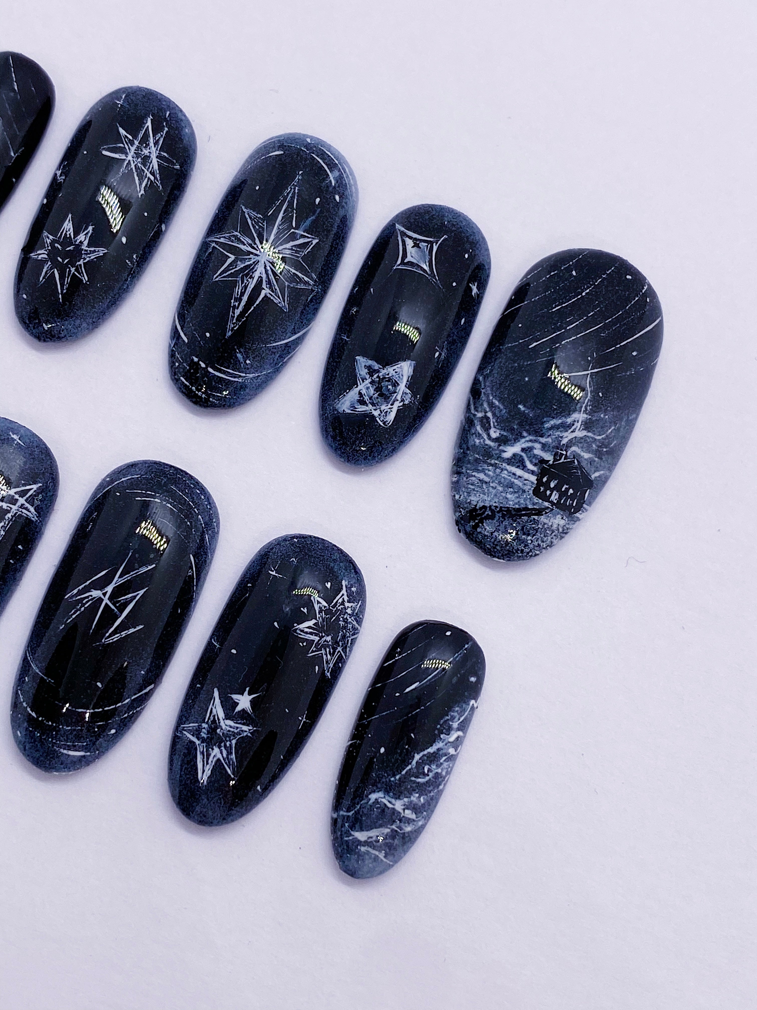 SKZ Stay press on nails