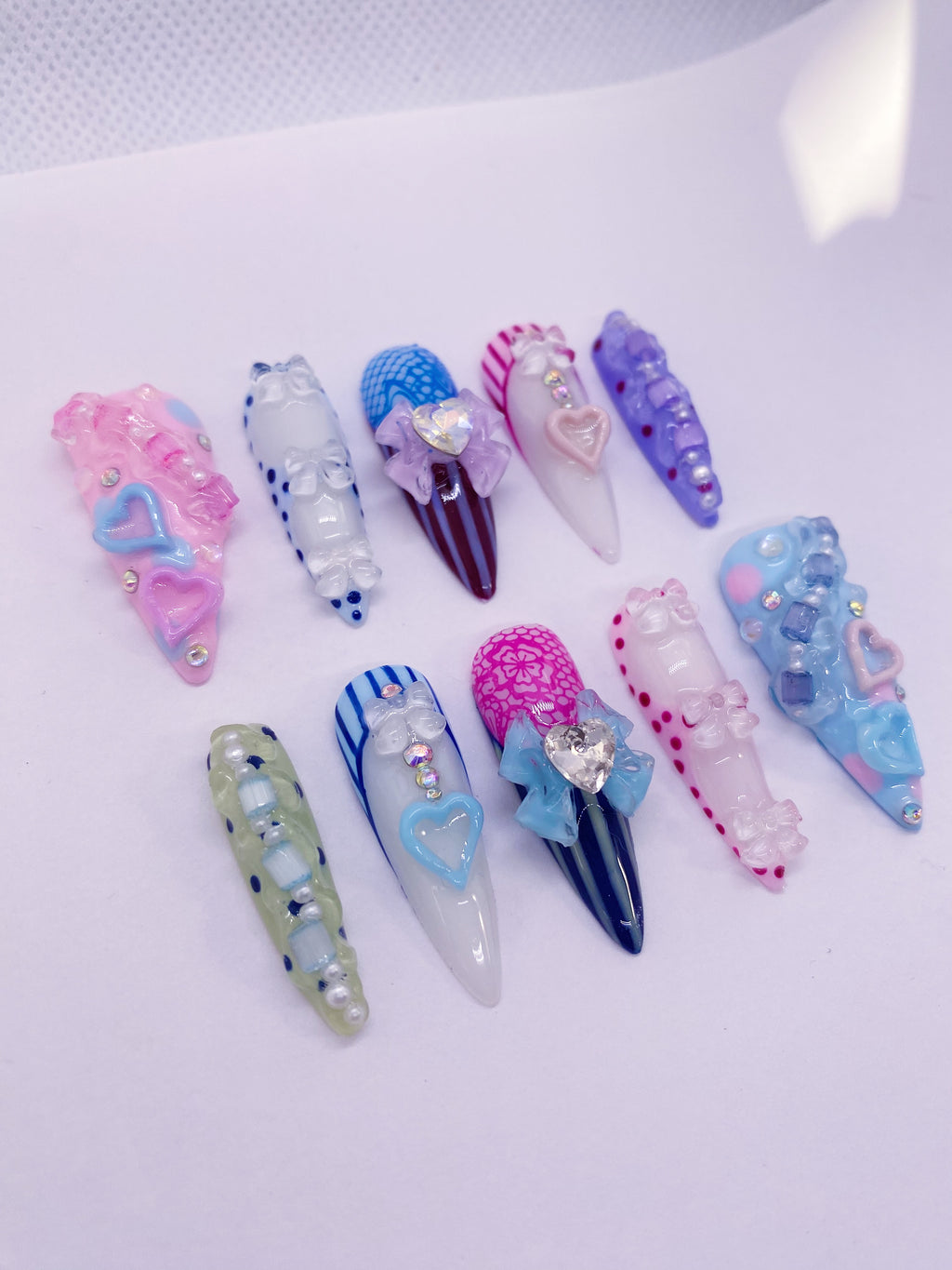 KATSEYE Pinky Up press on nails(Ready to claim)