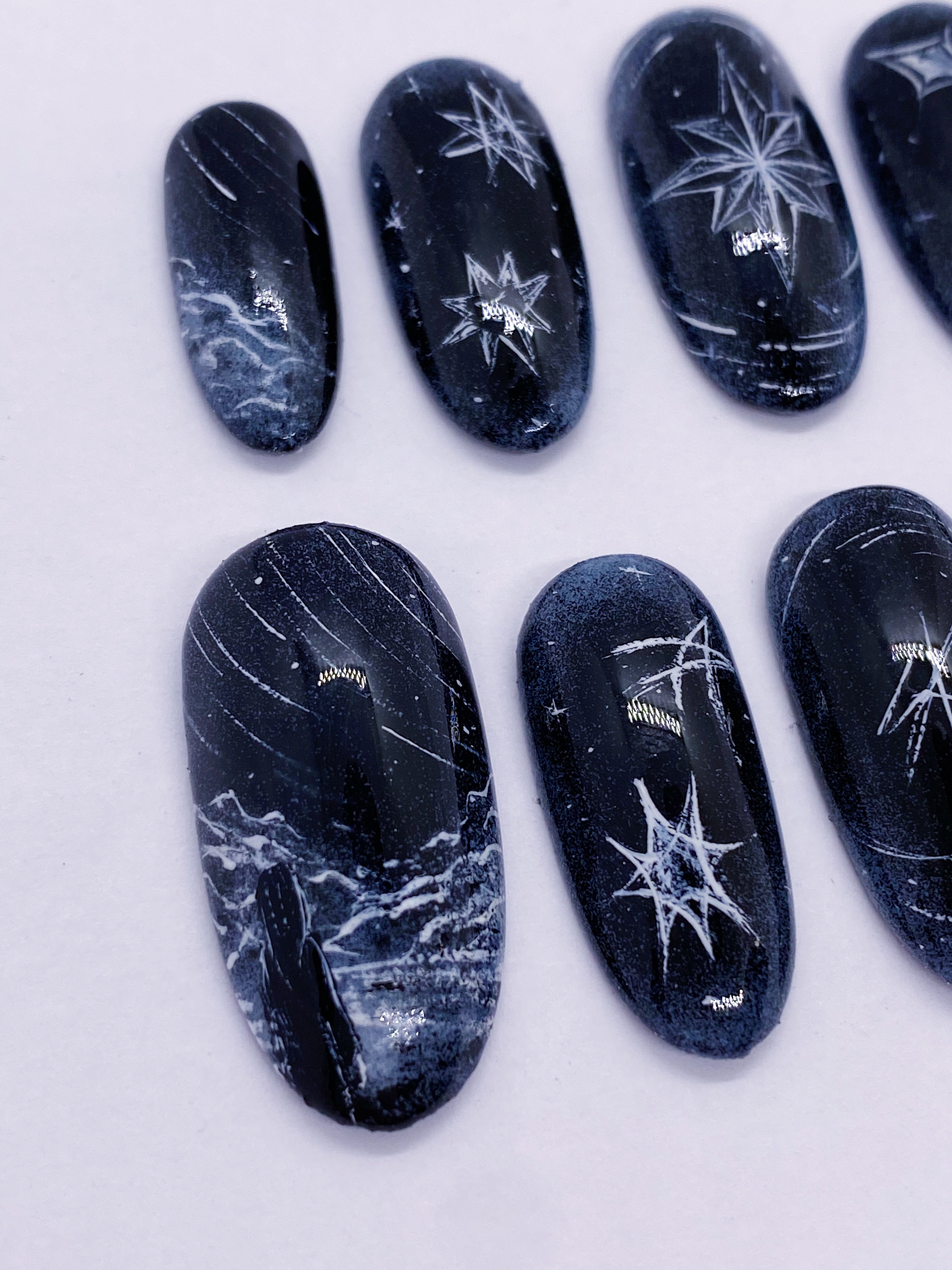 SKZ Stay press on nails