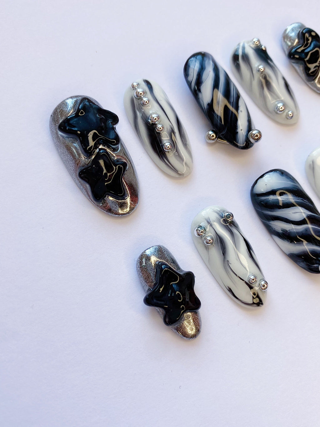 LISA Rockstar press on nails