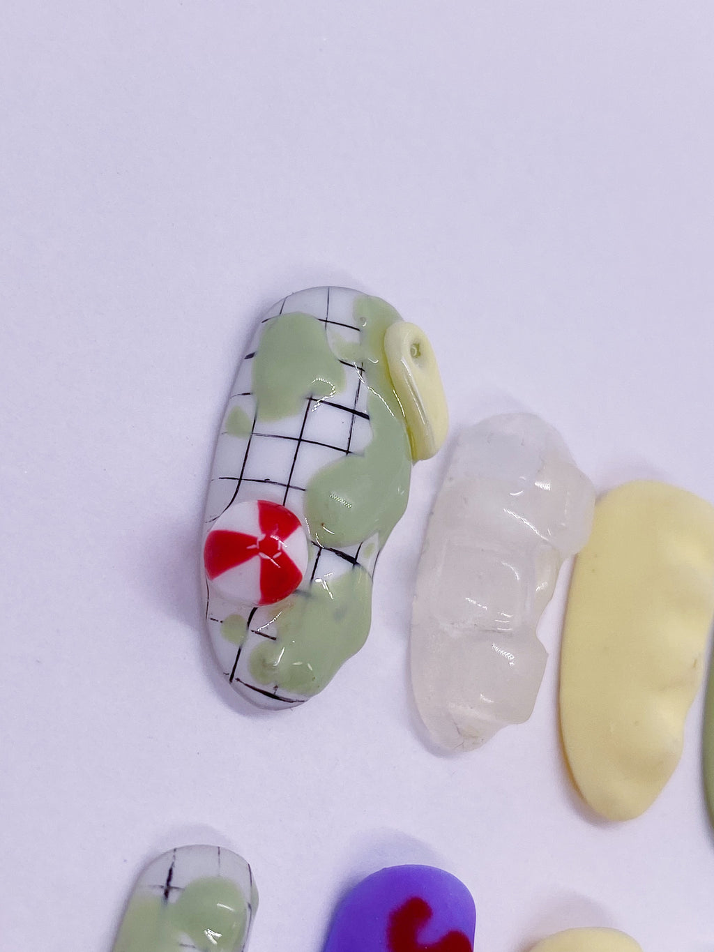 YUNA Ice Cream press on nails