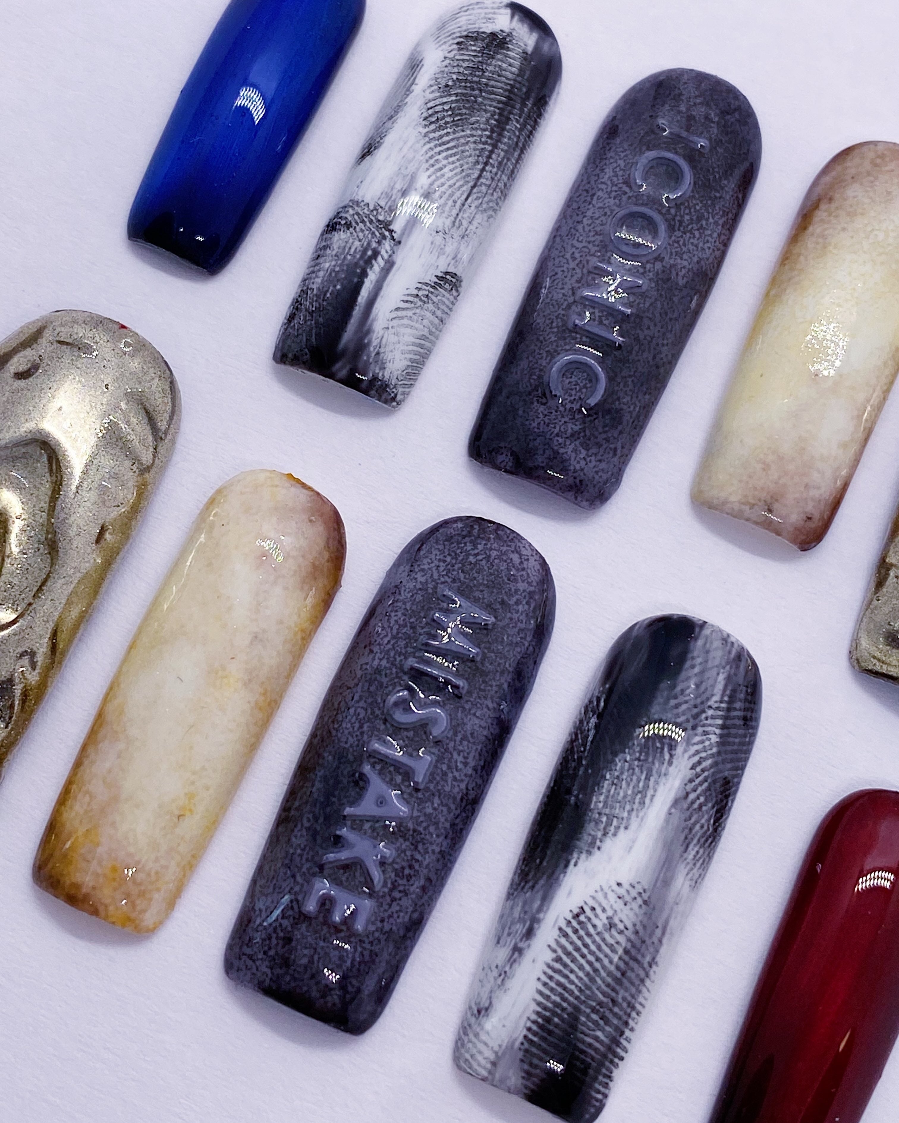 ICONIC BY MISTAKE press on nails (KATSEYE, LE SSERAFIM, ILLIT)