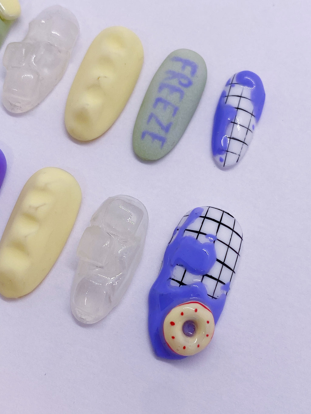 YUNA Ice Cream press on nails