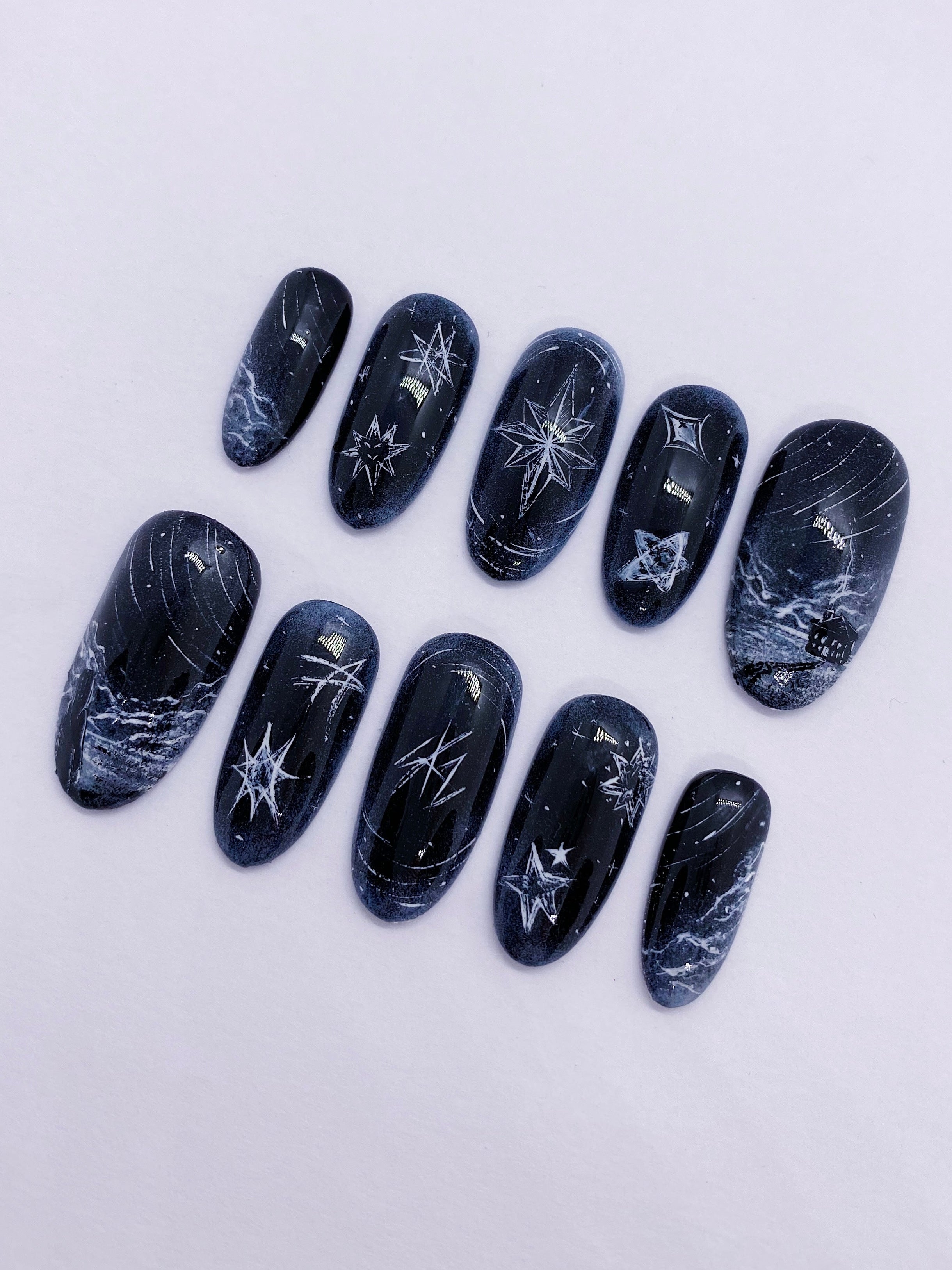 SKZ Stay press on nails