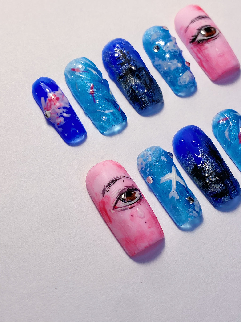 JENNIE Seoul City press on nails