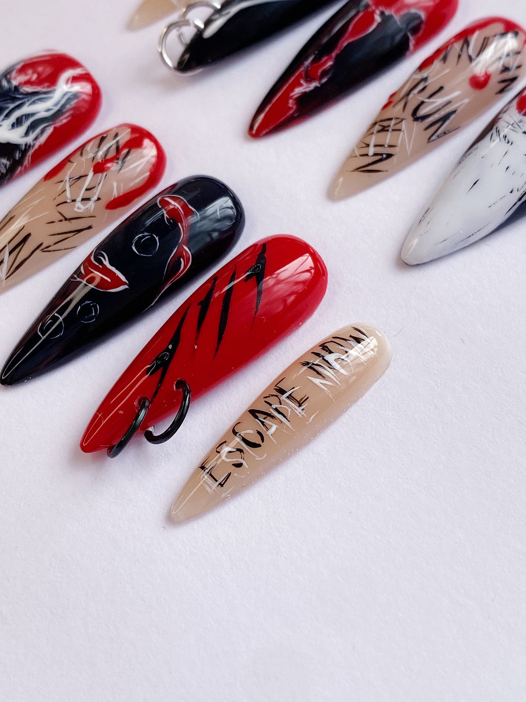 SKZ Escape press on nails