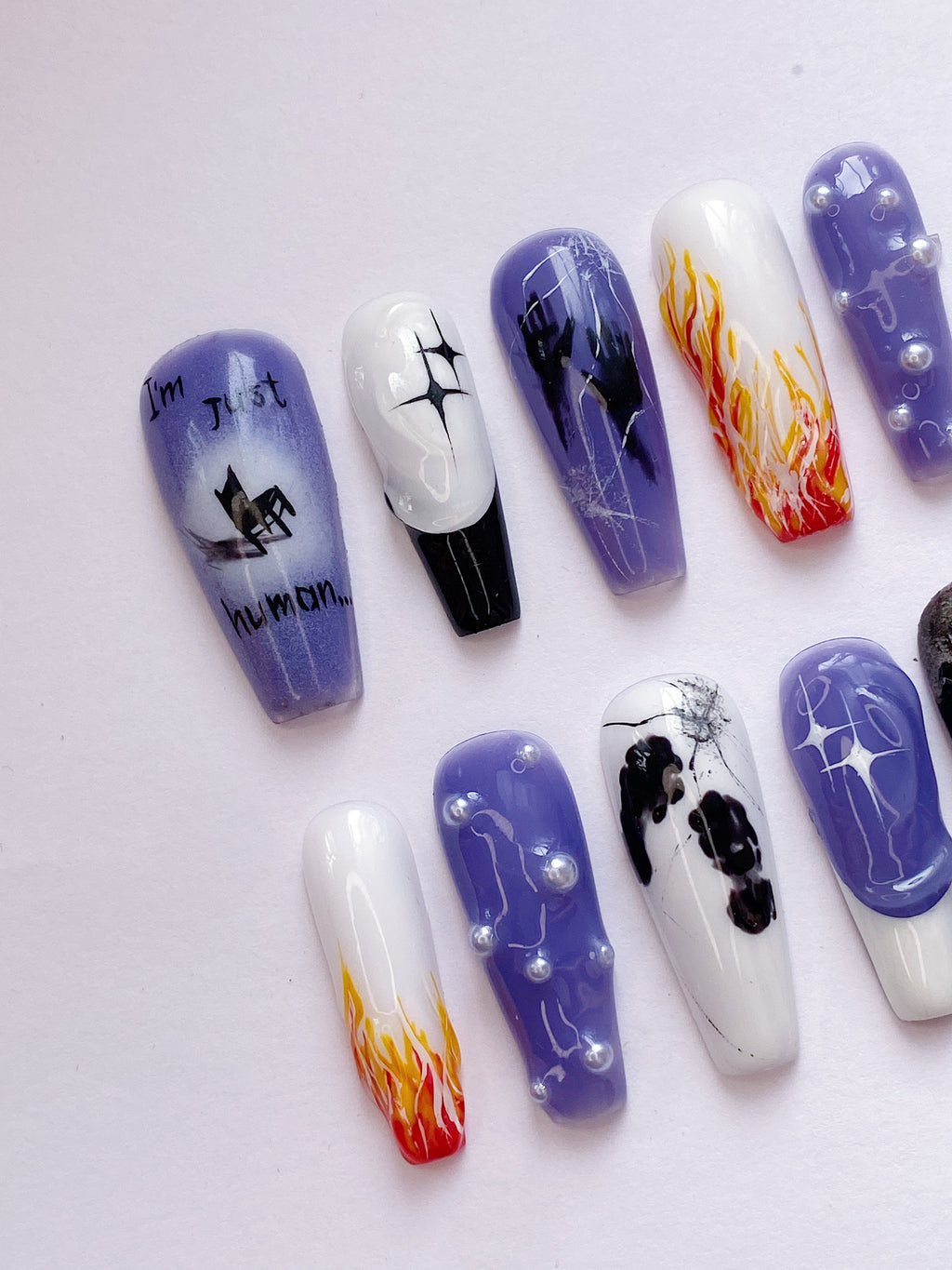 SKZ Truman press on nails