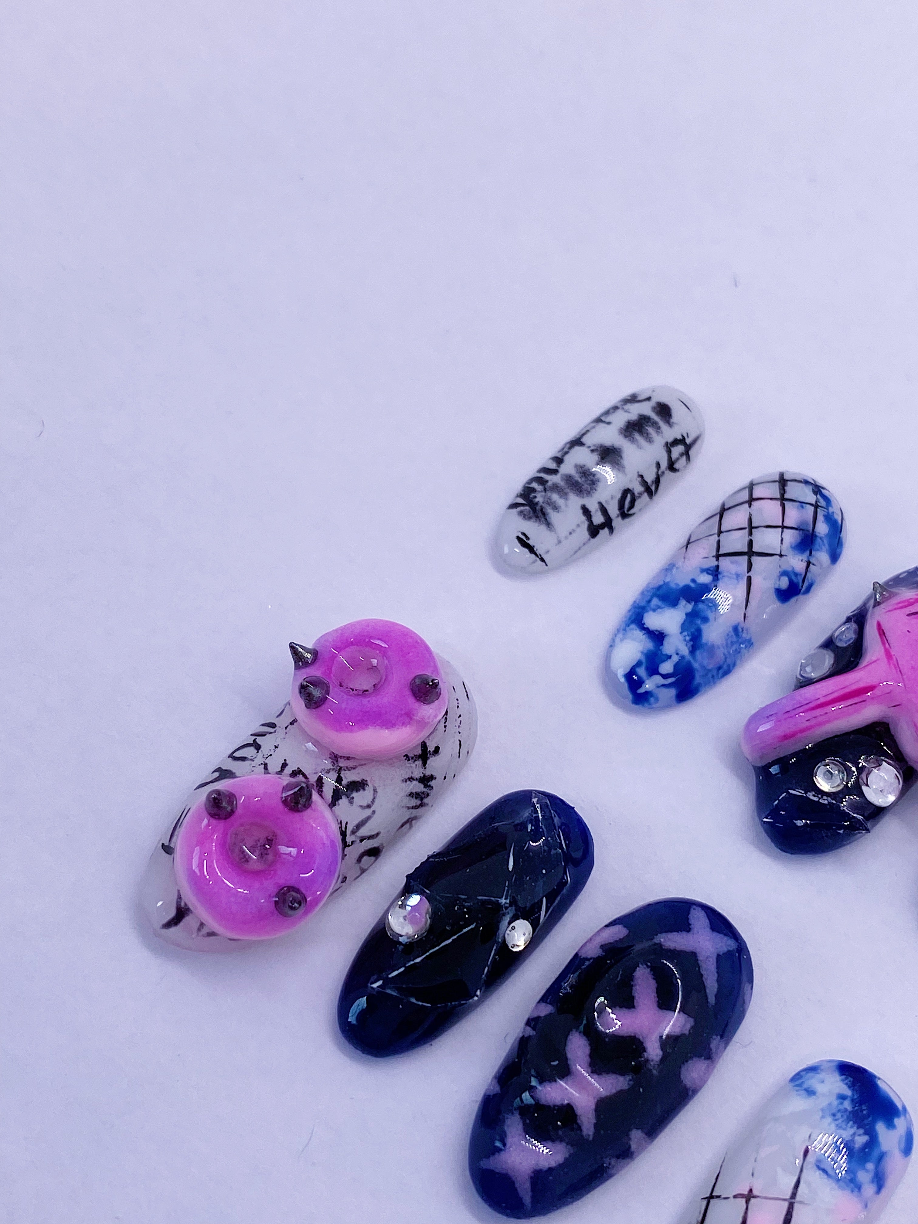 Blackpink Lovesick Girls press on nails