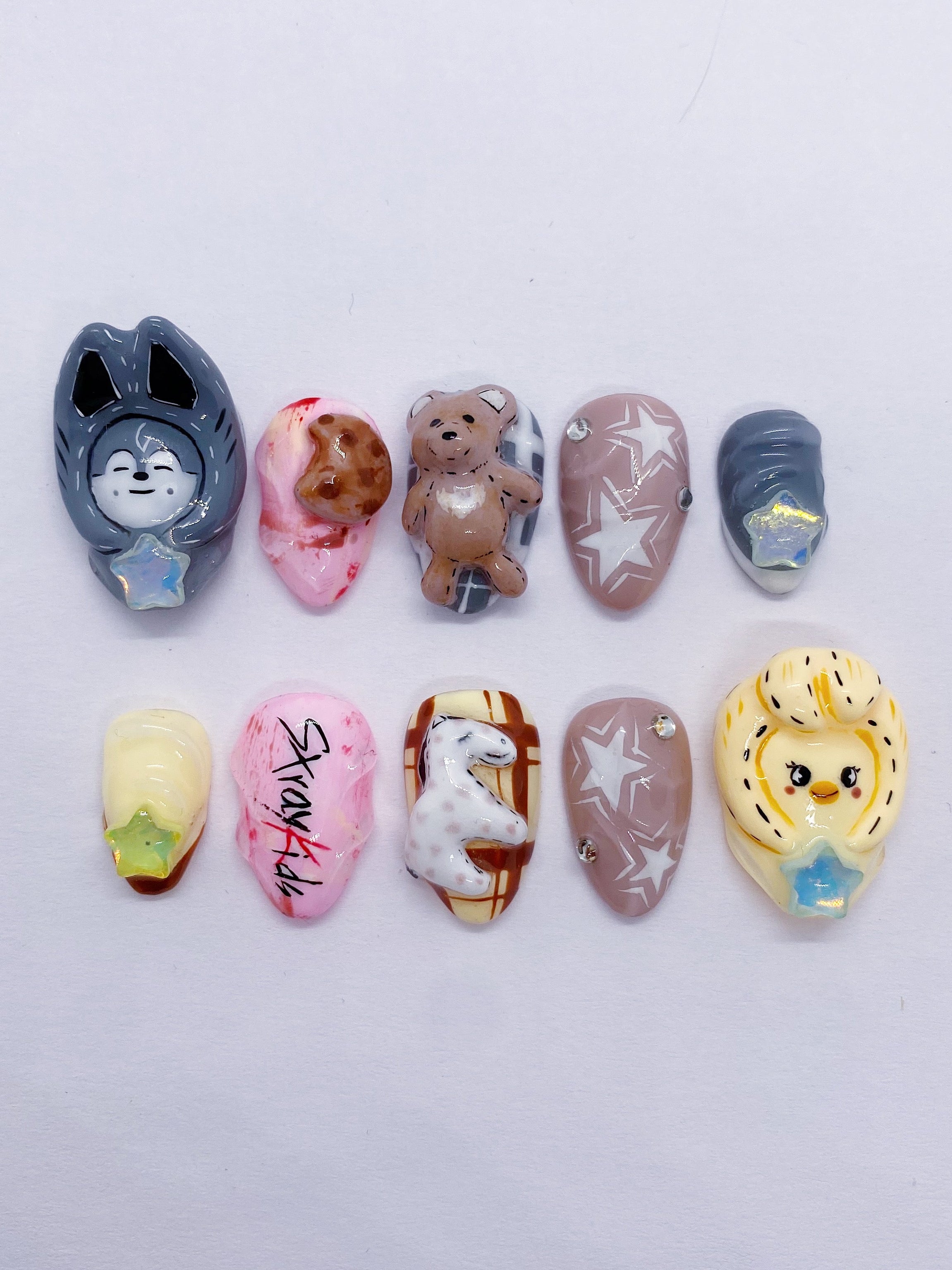 SKZoo Winter Edition press on nails(Ready to claim)