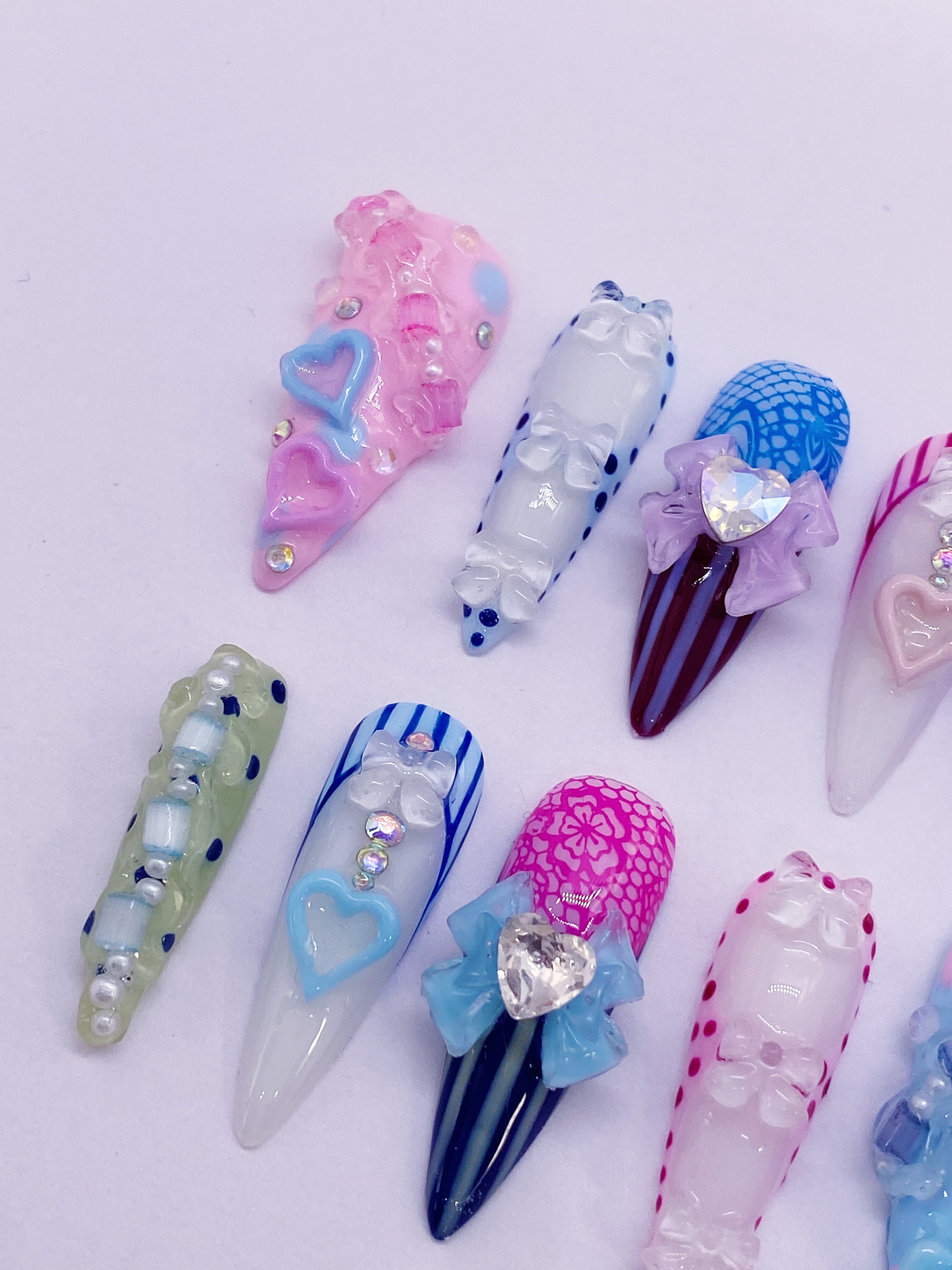 KATSEYE Pinky Up press on nails(Ready to claim)