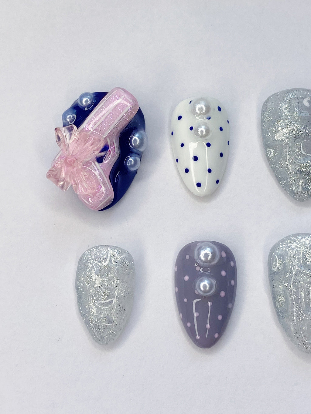 ILLIT Not Cute Anymore press on nails(Ready to claim)