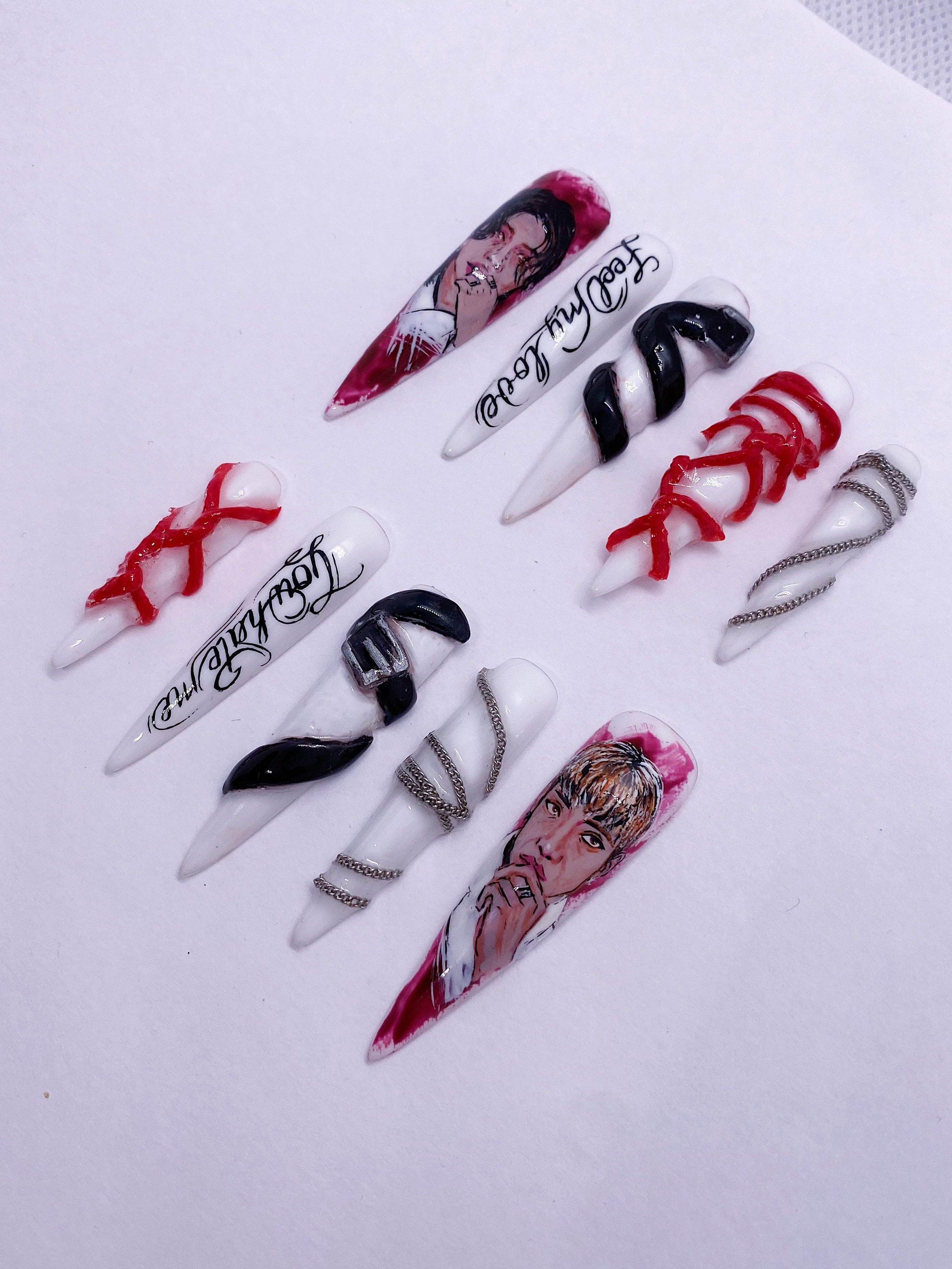 SKZ Red Light press on nails