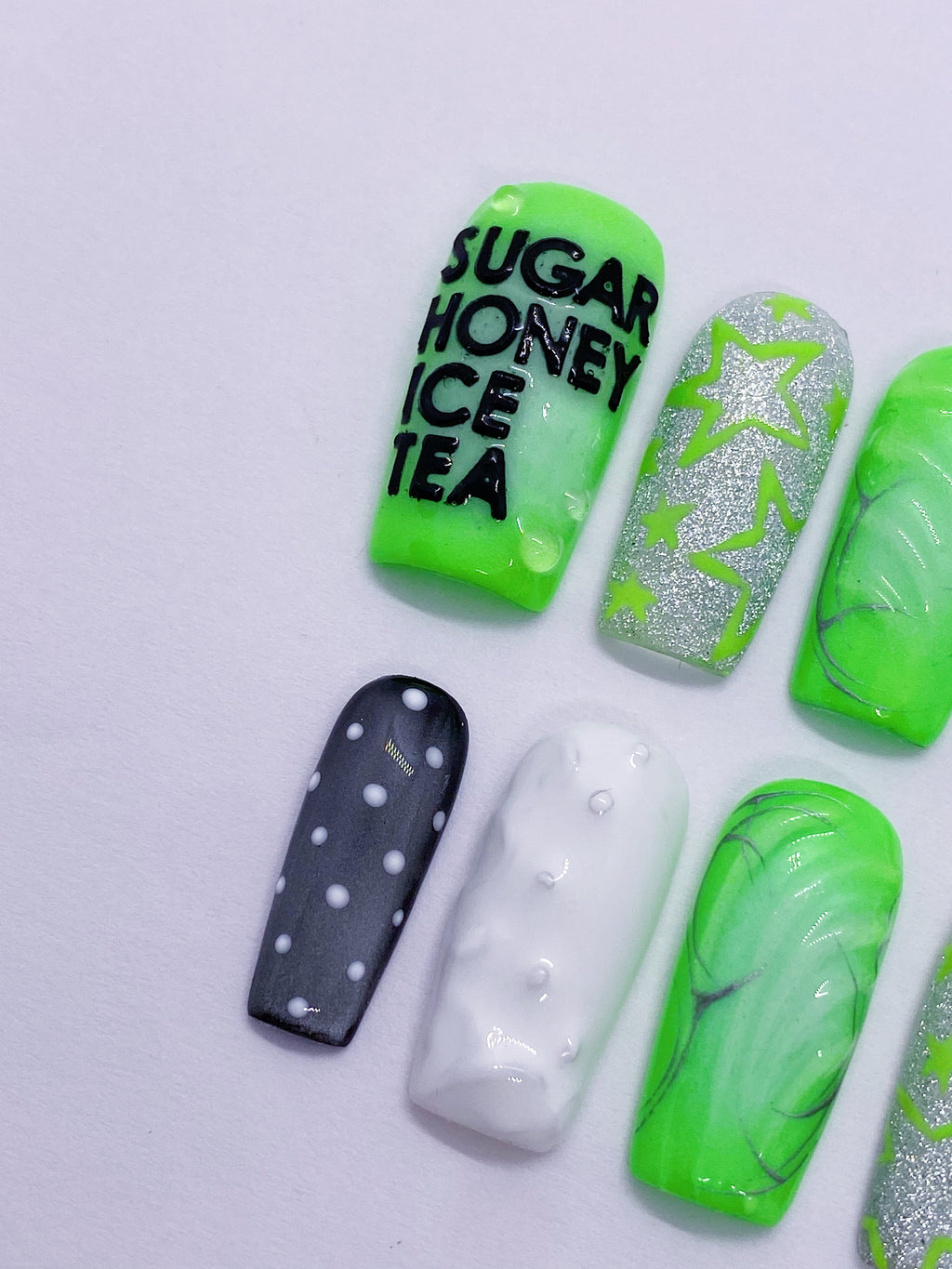 Babymonster SUGAR HONEY ICE TEA press on nails